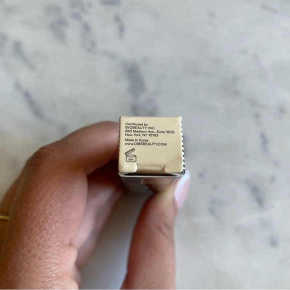 Dibs Beauty No Pressure Lip Liner Definer in Medium - Picture 8 of 8